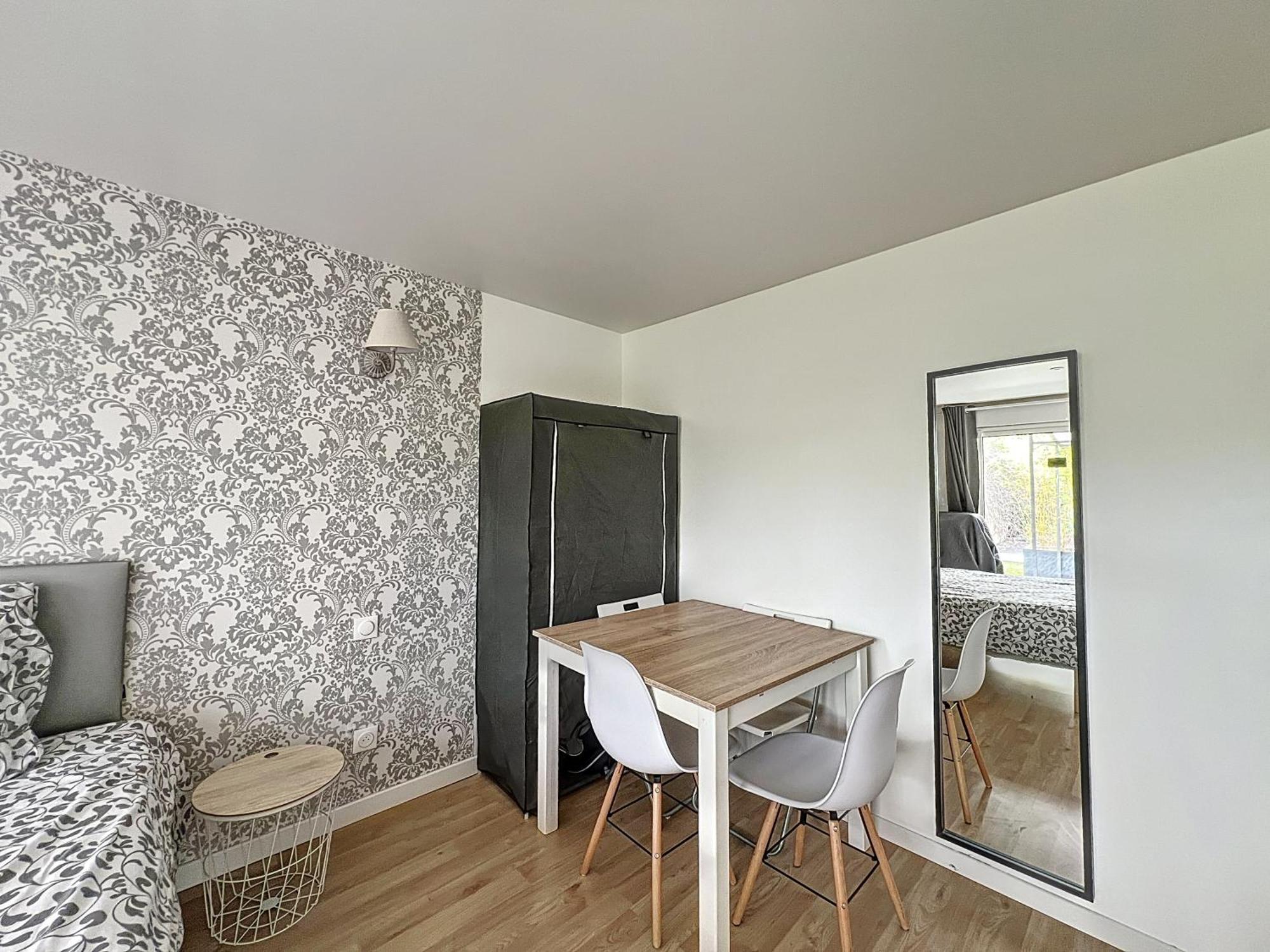 Appart'Hotel Le Clos Lassagne A Brignais - Lyon Sud Exteriör bild